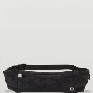 lululemon athletica Fast and Free Black Camo Run Belt